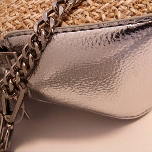 NWT Steve Madden Silver Bdaisy Raffia Crossbody Bag - Picture 6 of 15